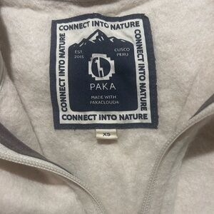 PAKA Cream Zip Up Sweater